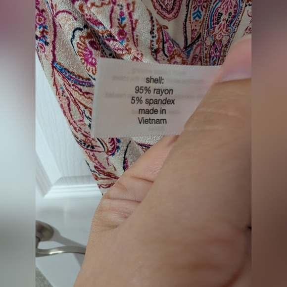 Lane Bryant Multi Paisley Max Swing Perfect Sleeve Crew-Neck Tee Size 18/20 - Picture 9 of 10